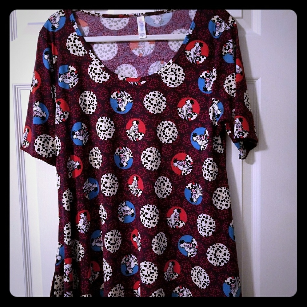 LulaRoe  XL Perfect T Cruella de Vil